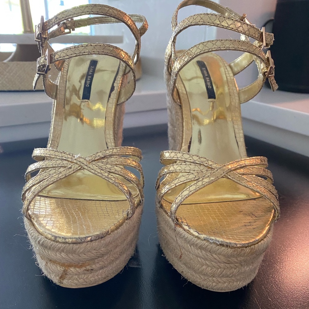 Zara espadrille platform.